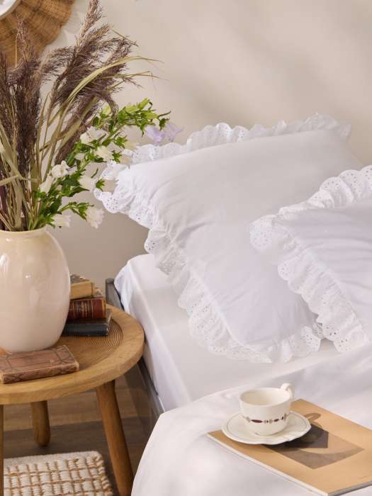 Простыня из премиального сатина белого цвета из коллекции essential, 180х270 см Tkano TK26-SH0003