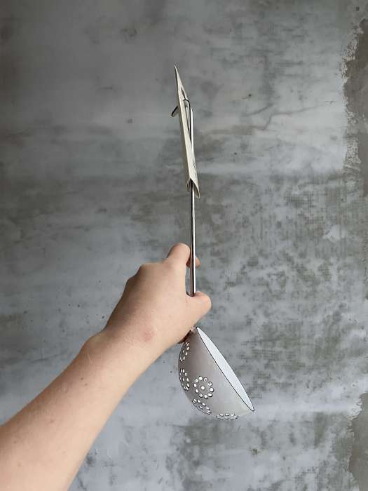 Шумовка 9 см, белый, WEISS RIESS 0310-033