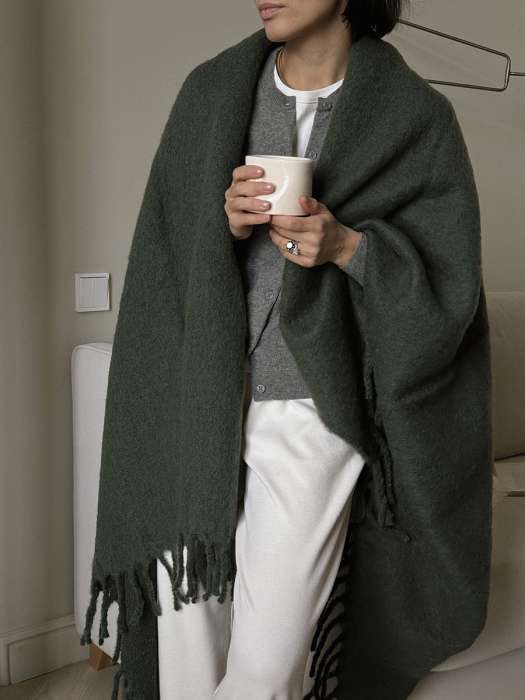 Плед мохеровый хвойно-зеленого цвета из коллекции essential, 130х180 см Tkano TK25-TH0011