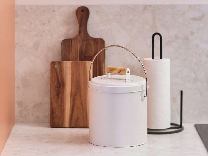 Контейнер для пищевых отходов с фильтром irmel, 3,5 л, молочный Smart Solutions SS0000305