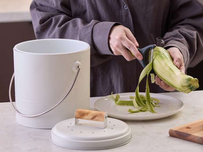 Контейнер для пищевых отходов с фильтром irmel, 3,5 л, молочный Smart Solutions SS0000305