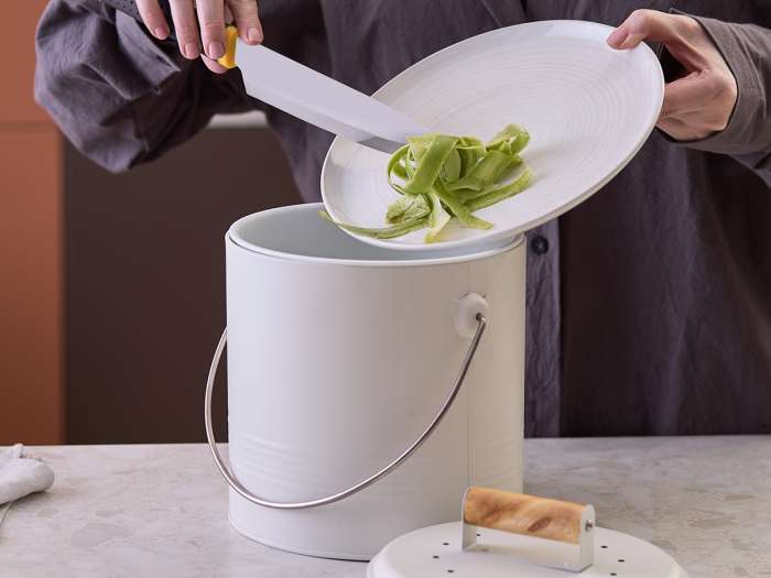 Контейнер для пищевых отходов с фильтром irmel, 3,5 л, молочный Smart Solutions SS0000305