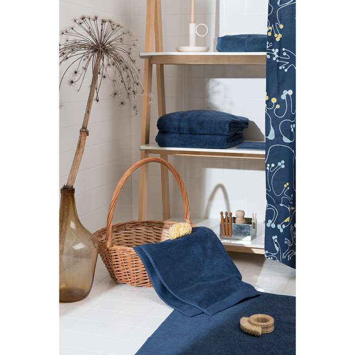 Полотенце банное темно-синего цвета из коллекции essential, 70х140 см Tkano TK18-BT0013