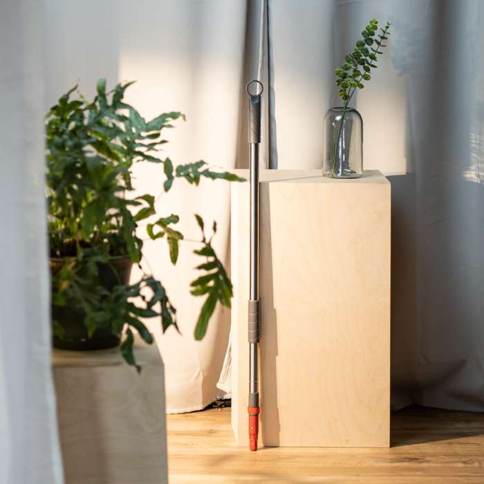 Швабра для мытья пола с телескопической ручкой 160 см, гибкой штангой 40 см и насадкой NORDIC STREAM 15360