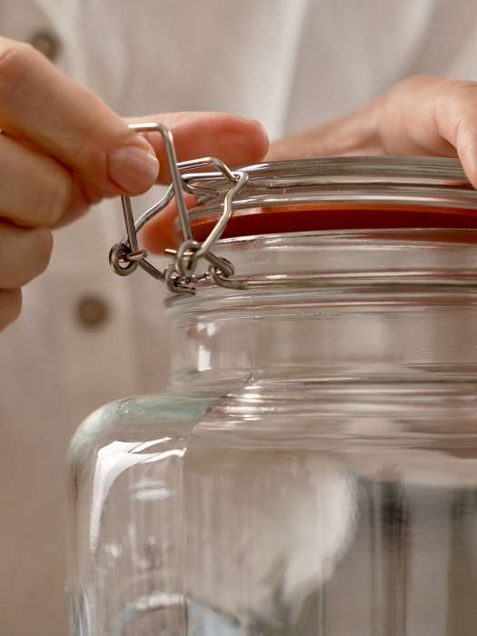 Диспенсер для напитков с подставкой maison jar, 5 л Liberty Jones LJ0000599