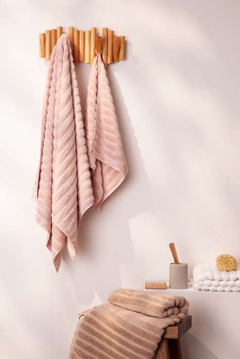 Полотенце для рук waves цвета пыльной розы из коллекции essential, 50х90 см Tkano TK21-HT0002