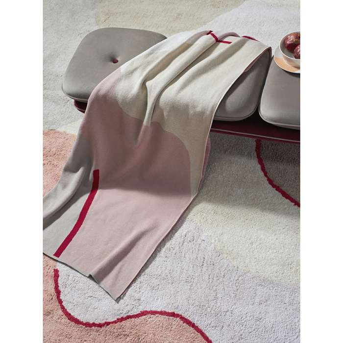 Плед из хлопка с авторским принтом бежевого цвета из коллекции freak fruit, 130х180 см Tkano TK23-TH0007