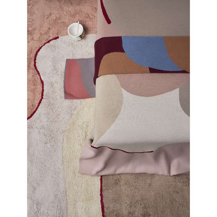 Плед из хлопка с авторским принтом бежевого цвета из коллекции freak fruit, 130х180 см Tkano TK23-TH0007