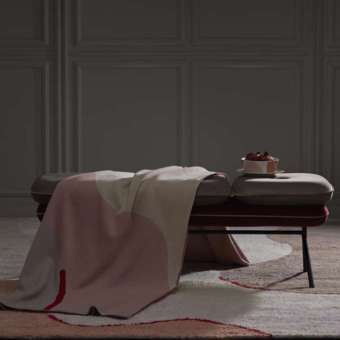 Плед из хлопка с авторским принтом бежевого цвета из коллекции freak fruit, 130х180 см Tkano TK23-TH0007