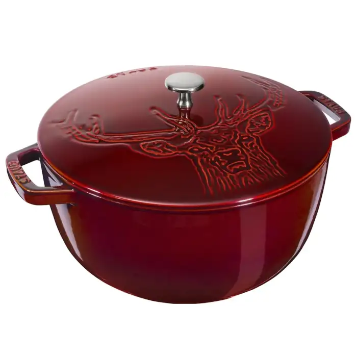 Кокот "Олень", 26 см, 4,9 л гранат STAUB 11272687