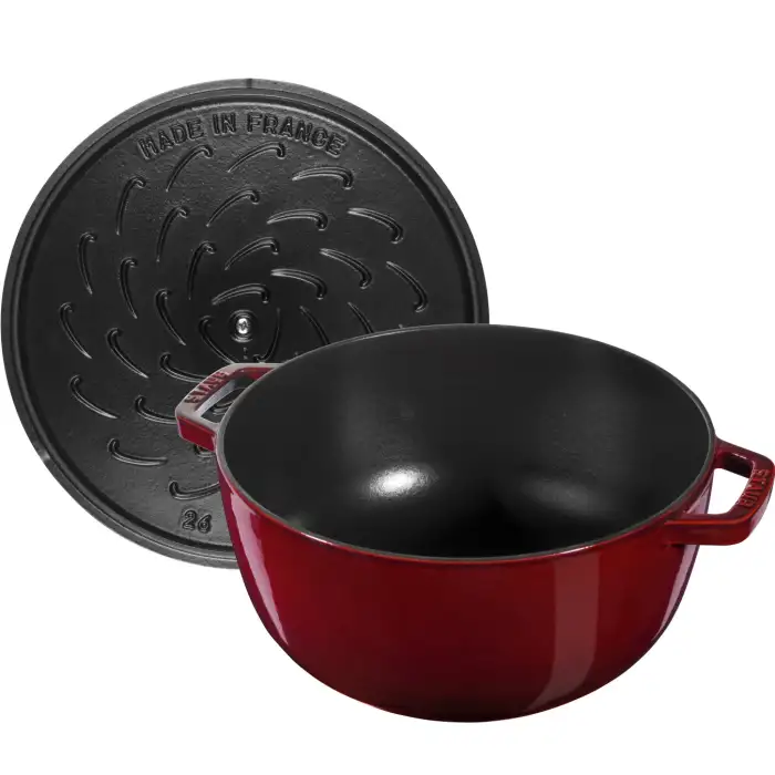 Кокот "Олень", 26 см, 4,9 л гранат STAUB 11272687