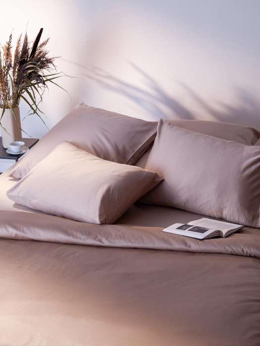 Комплект постельного белья из премиального сатина бежевого цвета из коллекции essential, 150х200 см Tkano TK25-DC0005