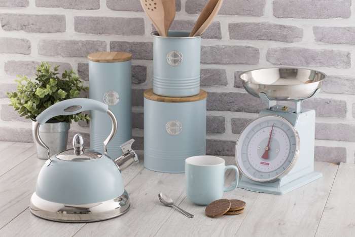 Емкость для хранения пасты living 2,5 л голубая Typhoon 1401.742V