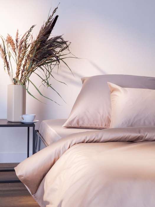 Комплект постельного белья из премиального сатина бежевого цвета из коллекции essential, 200х220 см Tkano TK25-DC0006
