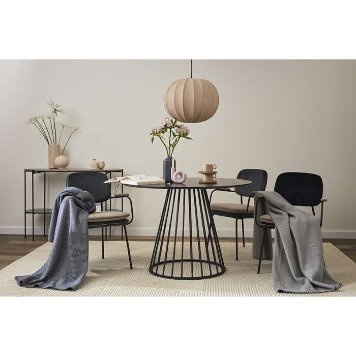 Плед из шерсти мериноса темно-синего цвета из коллекции Essential, 130х180 см TKANO TK23-TH0001