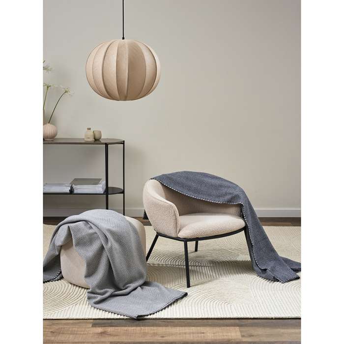 Плед из шерсти мериноса серого цвета из коллекции Essential, 130х180 см TKANO TK23-TH0002