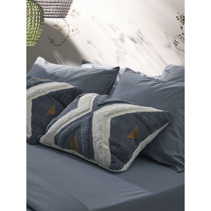 Простыня на резинке из сатина джинсово-синего цвета с брашинг-эффектом из коллекции essential, 180х200х30 см Tkano TK23-FS0004