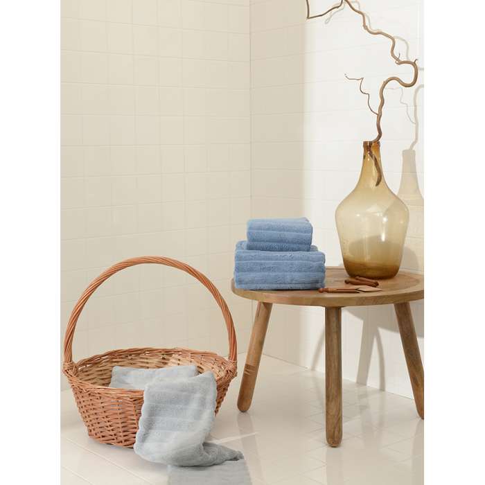 Полотенце банное waves джинсово-синего цвета из коллекции essential, 70х140 см Tkano TK21-BT0001