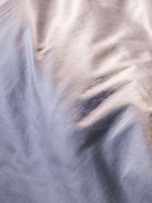 Комплект постельного белья из премиального сатина светло-серого цвета из коллекции essential, 150х20 Tkano TK25-DC0007