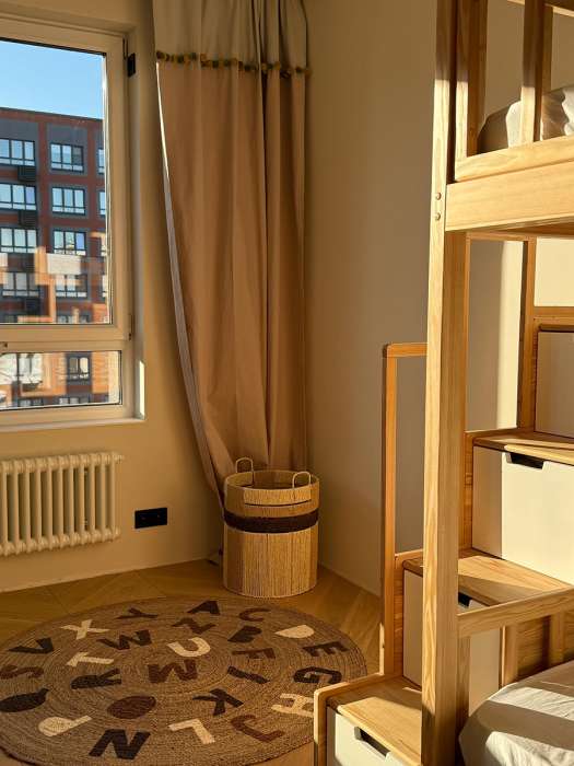 Штора из хлопка с помпонами бежево-серого цвета из коллекции essential, 150х290 см Tkano TK23-CUR0002