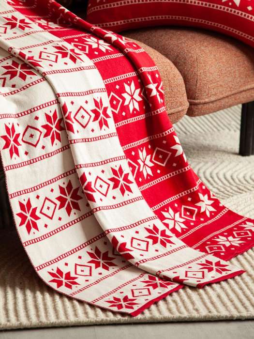 Плед из хлопка с новогодним рисунком frostwork из коллекции new year essential, 130x180 см Tkano TK25-TH0006