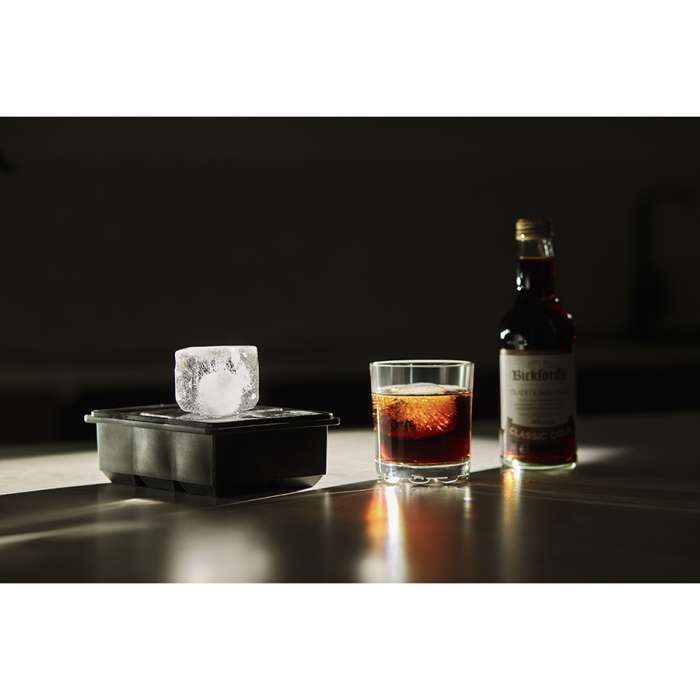 Форма для льда с крышкой ice cubes Smart Solutions SS000086