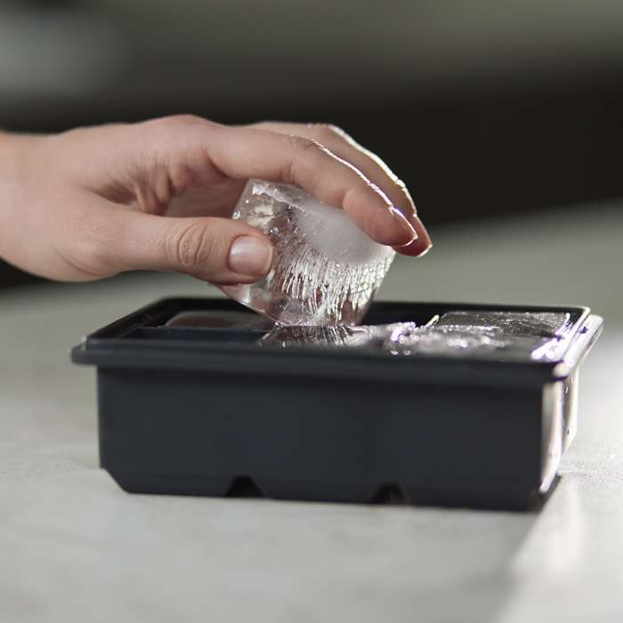 Форма для льда с крышкой ice cubes Smart Solutions SS000086