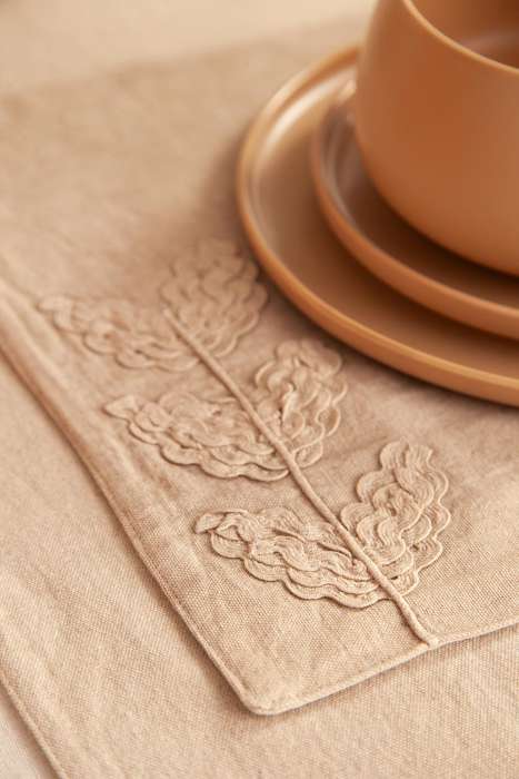 Салфетка под приборы desert leaf из коллекции essential, 33х48 см Tkano TK25-PM0017
