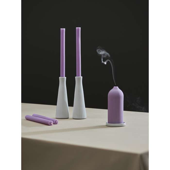 Набор из двух свечей цвета лаванды из коллекции edge, 24,5 см Tkano TK24-CND0008