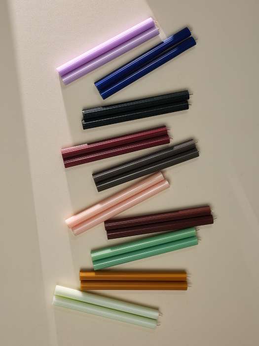 Набор из двух свечей цвета лаванды из коллекции edge, 24,5 см Tkano TK24-CND0008