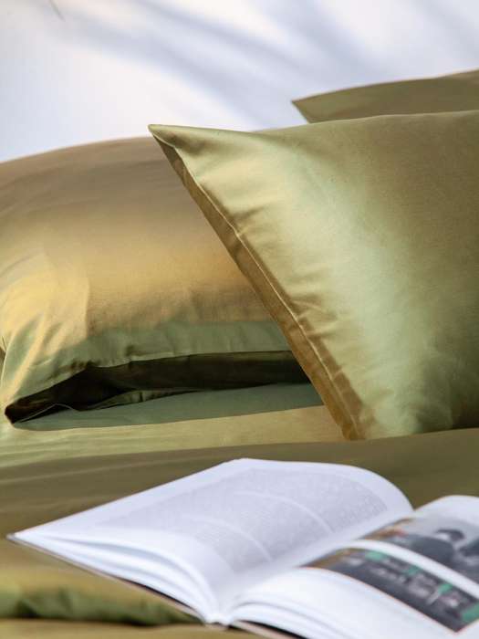 Набор наволочек из премиального сатина оливкового цвета из коллекции essential, 50х70 см Tkano TK25-PC0001