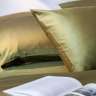 Набор наволочек из премиального сатина оливкового цвета из коллекции essential, 50х70 см Tkano TK25-PC0001