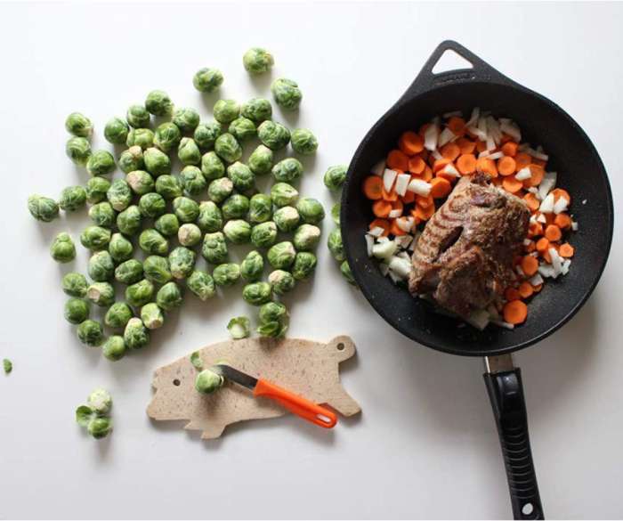 Сковорода "WAKAME" с крышкой "Арома"  BAF Gigant Newline 28 см 5001 15 28 1с