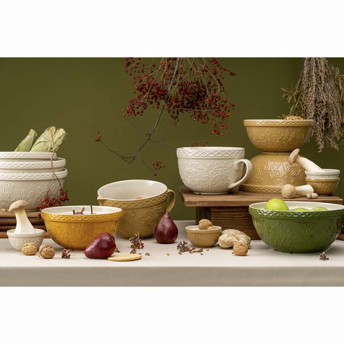 Миска зеленого цвета с рельефным узором Ягоды Тайги из коллекции russian north, 2,5 л Tkano TK22-TW_BW0011