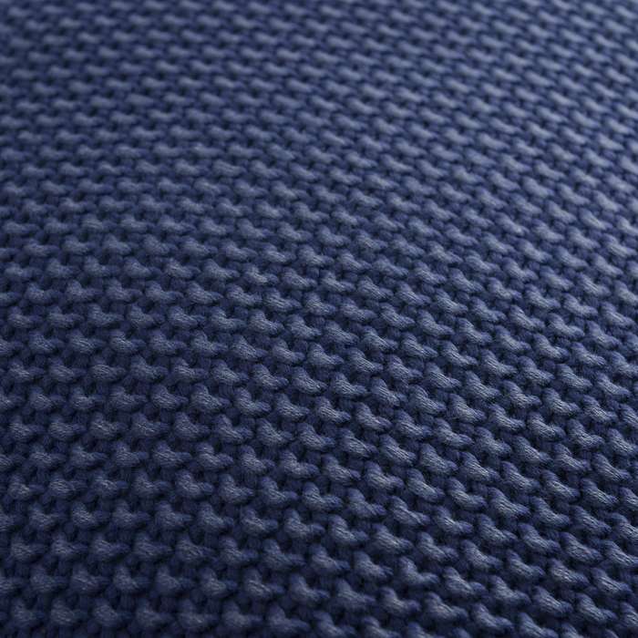 Подушка декоративная из стираного хлопка темно-синего цвета из коллекции essential, 45х45 см Tkano TK22-CU0008