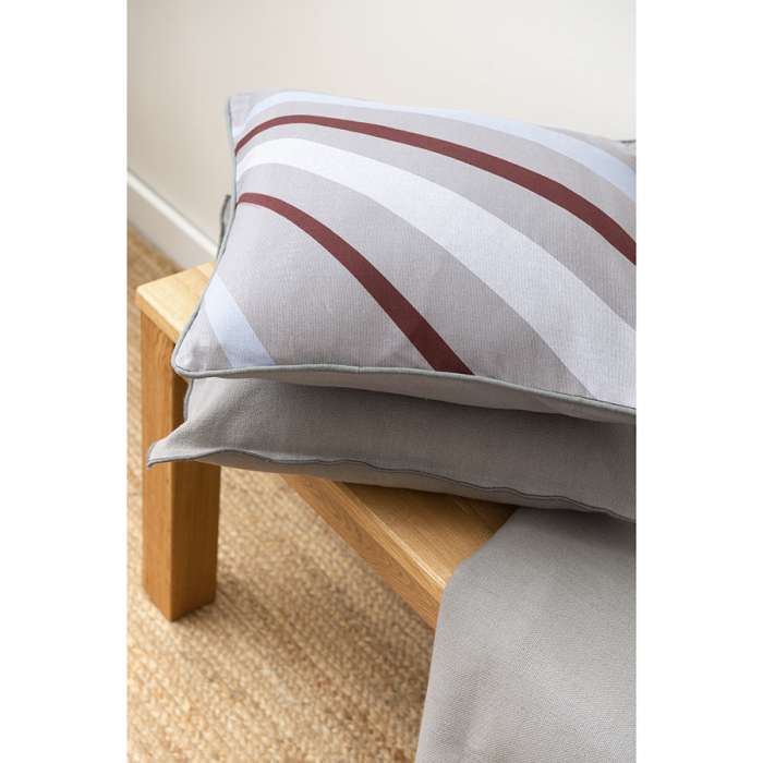 Чехол на подушку из хлопка с принтом tulip field из коллекции terra, 45х45 см Tkano TK22-CC0011