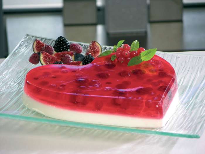 Форма для выпечки в виде сердца, силиконовая, 24,5x22x4,6 см, NADOBA, серия MÍLA 762022