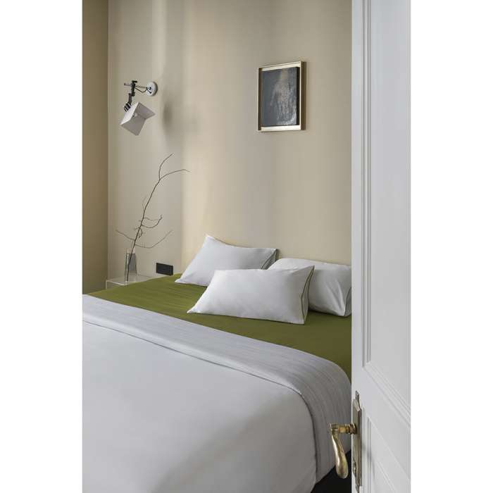 Простыня на резинке из сатина из коллекции meditation, olive, 160х200х30 см Tkano TK24-FS0037