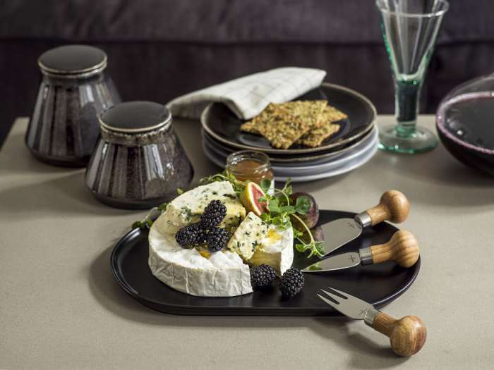 Набор тарелок для закуски Nature черные, 2 шт SAGAFORM 5018064