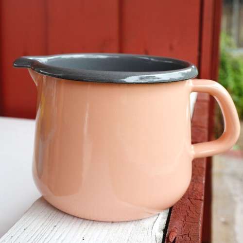 Кружка коническая с носиком 0.75 л персик LIGHT PINK RIESS 0671-062