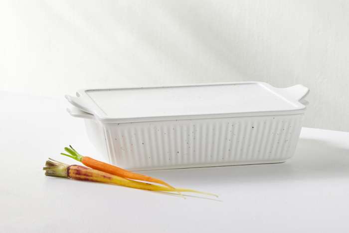 Форма для запекания, 33х23 см, с крышкой, фарфор P, прямоугольная, молочная, в крапинку, Speckle MAXWELL & WILLIAMS MW451-IA0328