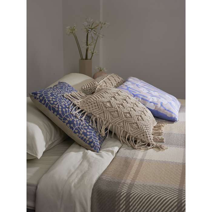 Покрывало из хлопка warm traditions бежево-серого цвета из коллекции essential, 180х250 см Tkano TK23-BS0014