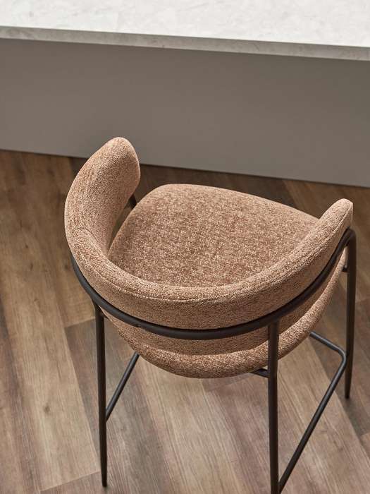 Стул полубарный helning, мягкий шенилл, светло-коричневый Bergenson Bjorn BB0001046