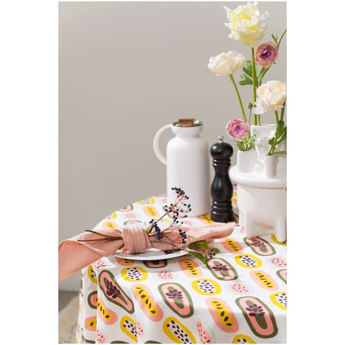 Скатерть на стол с принтом passion fruit из коллекции wild, 170х170 см Tkano TK19-TC0001