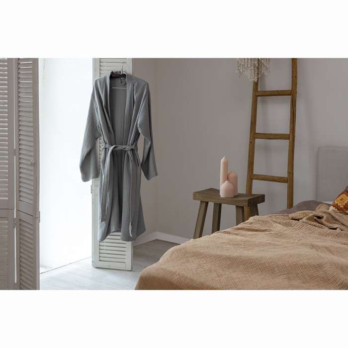 Халат из многослойного муслина серого цвета из коллекции essential, размер l Tkano TK23-BR0009