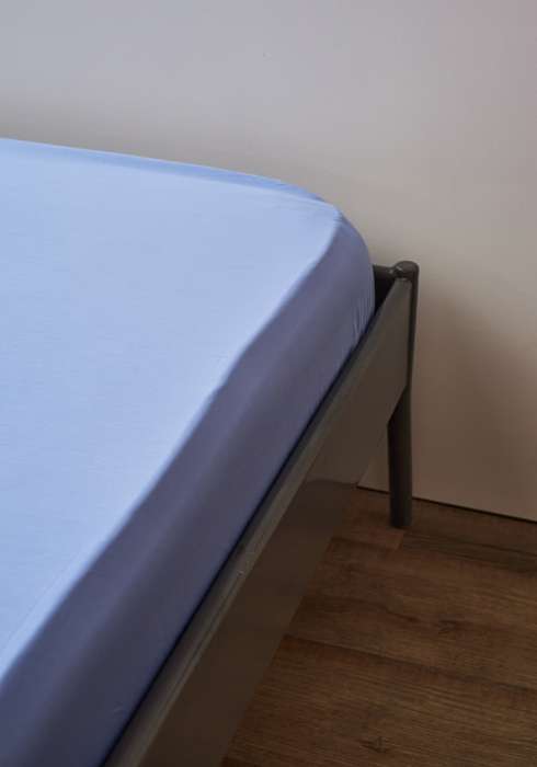 Простыня на резинке из премиального сатина сиреневого цвета из коллекции essential, 160х200х30 см Tkano TK24-FS0044