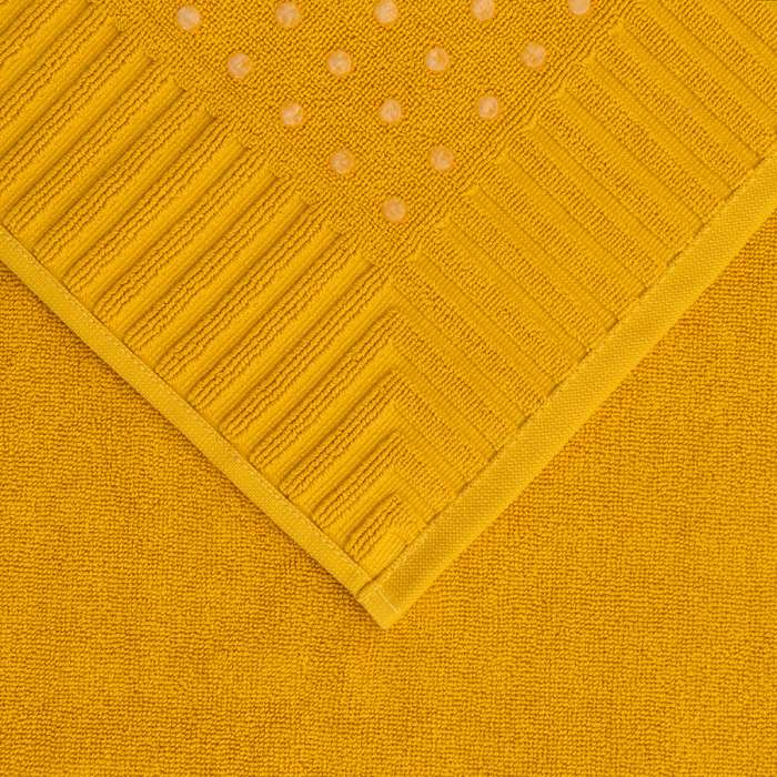 Коврик для ванной с фактурным бортиком цвета охры из коллекции essential, 50х80 см Tkano TK26-BM0002