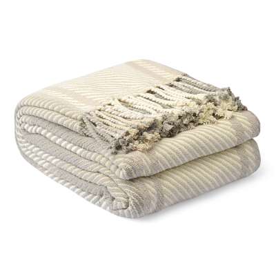 Покрывало из хлопка warm traditions бежево-серого цвета из коллекции essential, 230х250 см Tkano TK23-BS0013