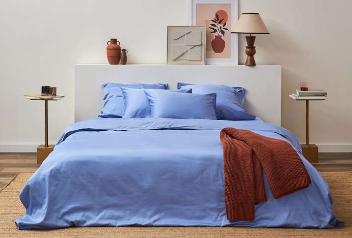 Простыня на резинке из премиального сатина сиреневого цвета из коллекции essential, 200х200х30 см Tkano TK24-FS0046