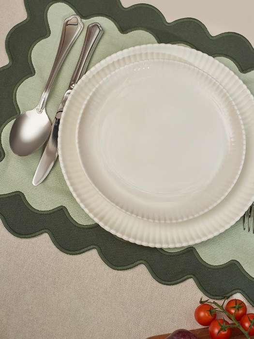 Салфетка под приборы с контрастным кантом зеленого цвета из коллекции trendy ruffles, 35х45 см Tkano TK25-PM0008